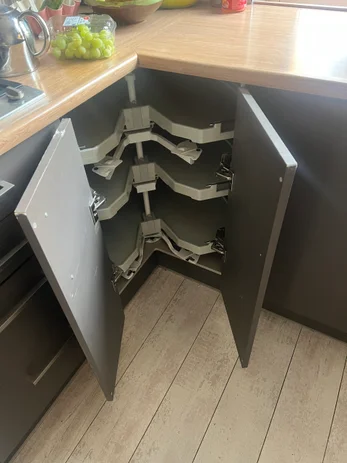 Carrouselkast laten maken