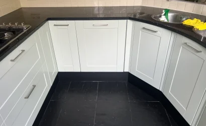 Keukenkastjes spuiten